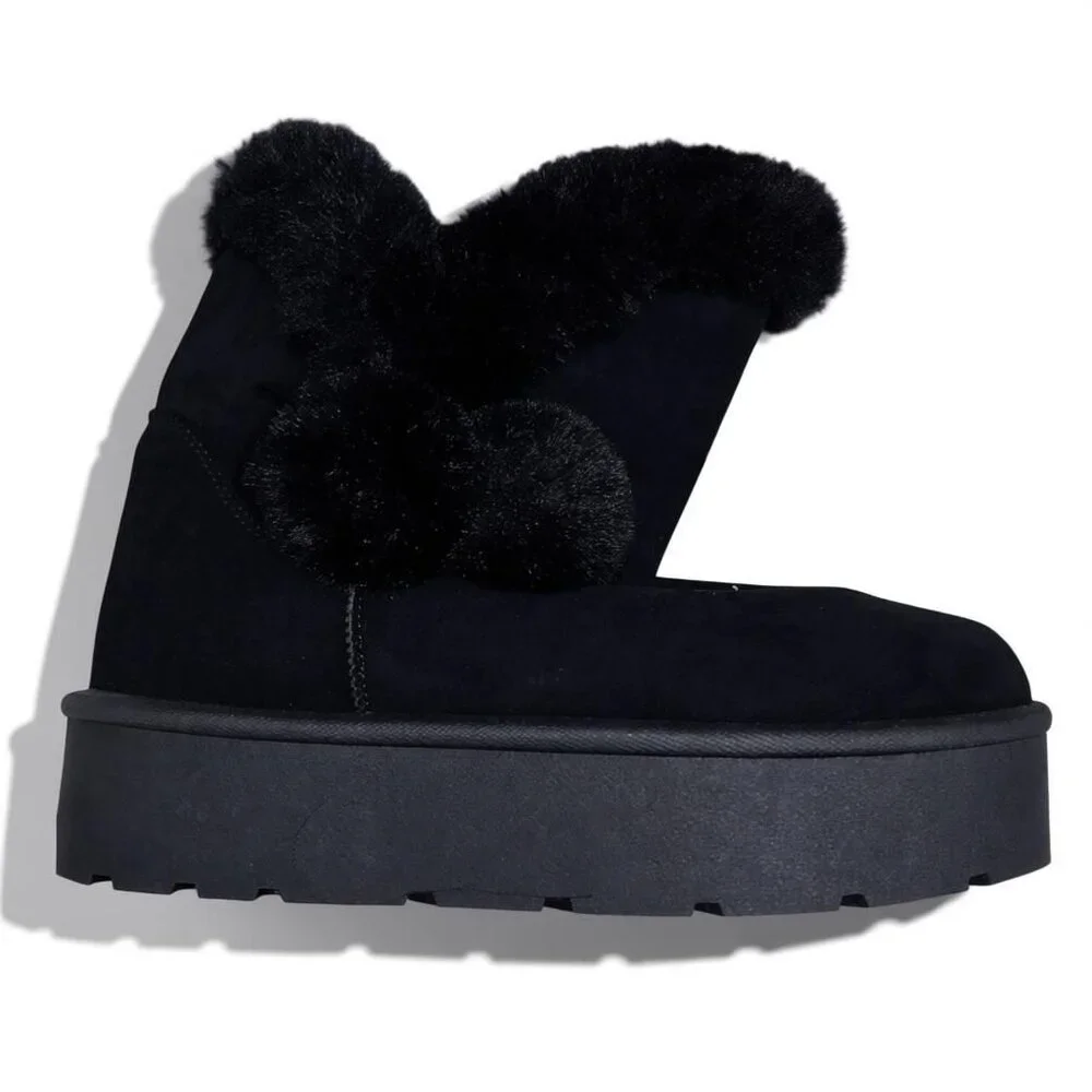 women winter shoes Size 10